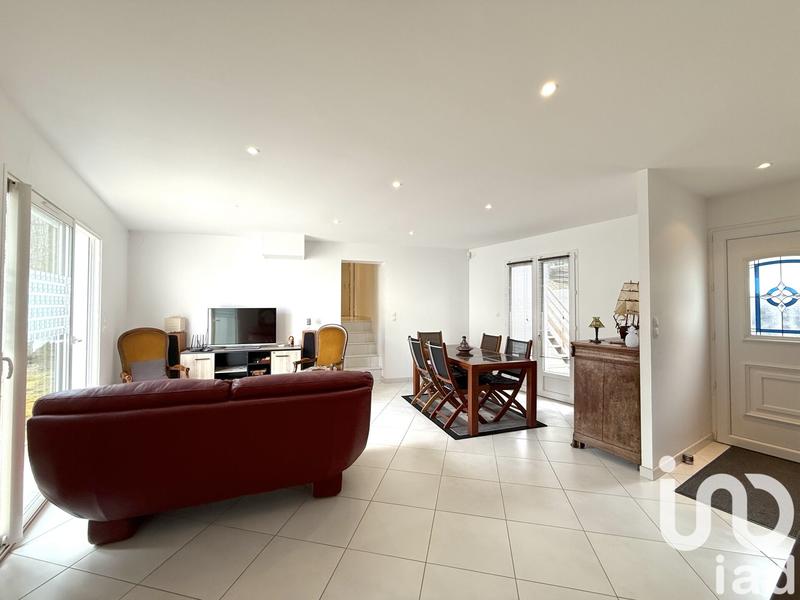 Maison - 93 m² - 4 pièces