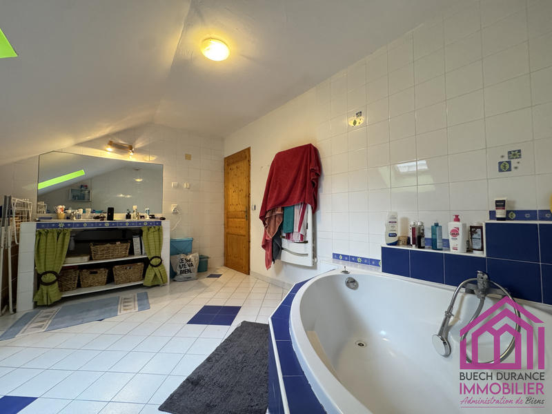 Appartement - 131 m² - 4 pièces