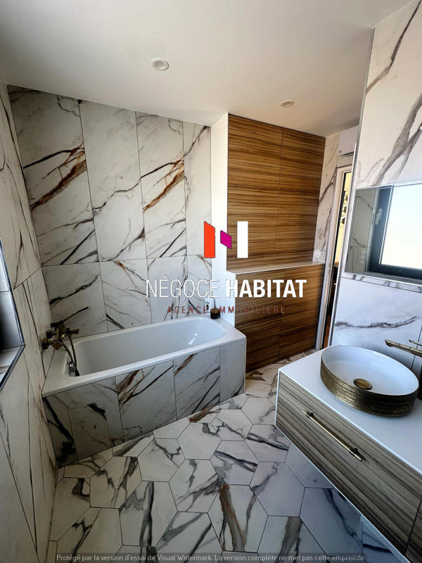 Villa - 182 m² - 7 pièces