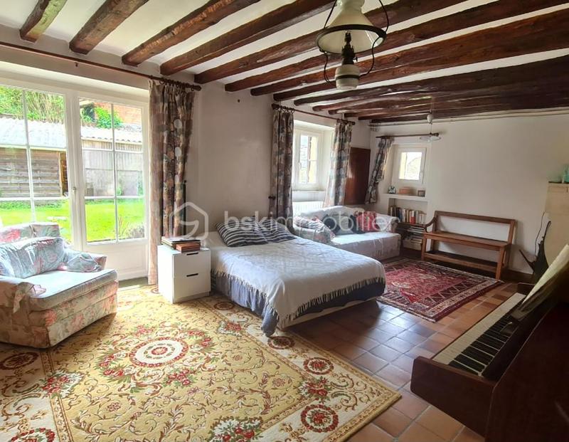 Maison - 250 m² - 11 pièces