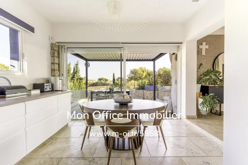 Maison - 185 m² - 7 pièces