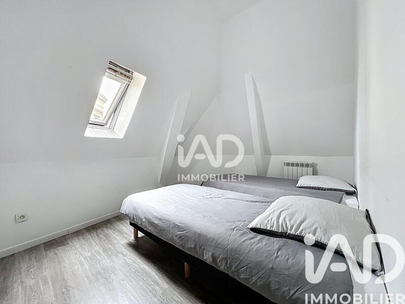 Immeuble - 247 m² - 10 pièces