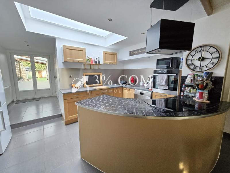 Maison - 91 m² - 4 pièces