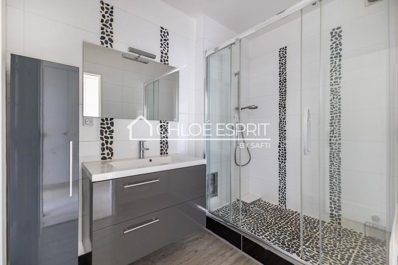 Appartement - 81 m² - 4 pièces