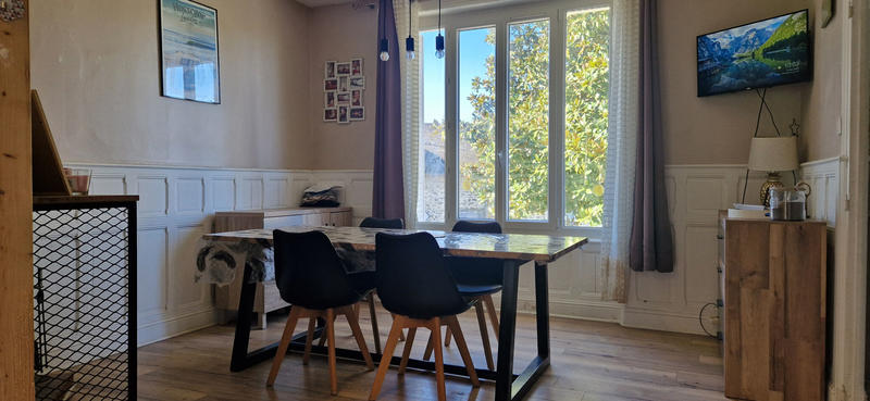 Maison - 98 m² - 5 pièces
