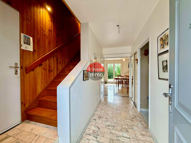 Maison - 90 m² - 5 pièces