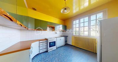 Maison - 105 m² - 5 pièces