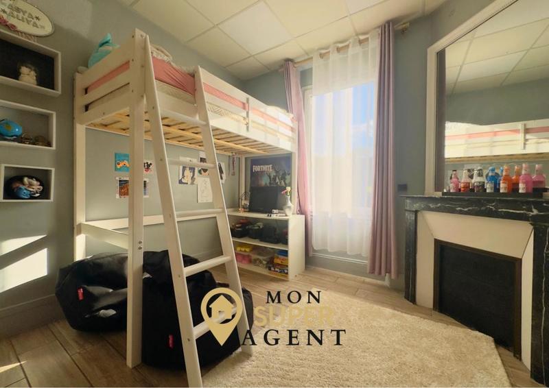 Bureau - 102 m² - 6 pièces