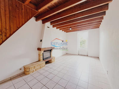 Maison - 93 m² - 4 pièces