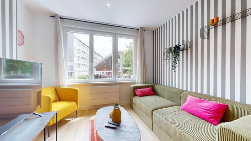 Appartement - 82 m² - 6 pièces