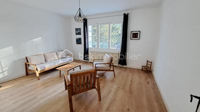 Maison - 160 m² - 8 pièces