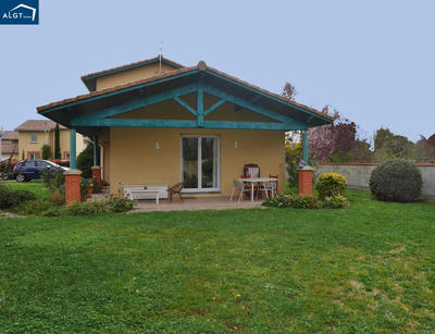 Villa - 94 m² - 4 pièces