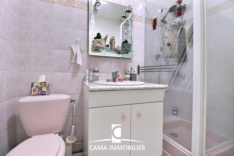 Appartement - 97 m² - 5 pièces