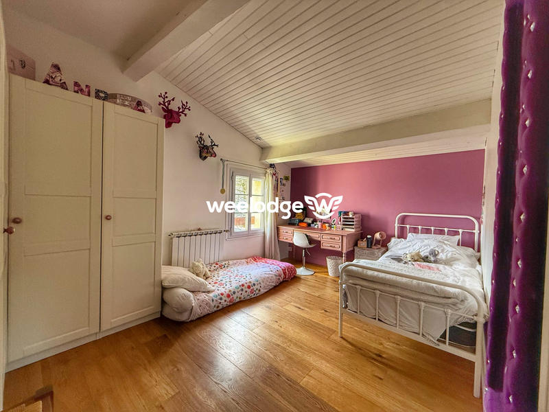 Maison ancienne - 225 m² - 7 pièces