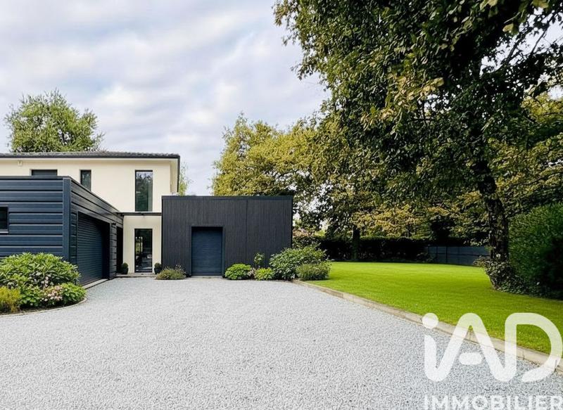 Maison de maîtres - 165 m² - 7 pièces