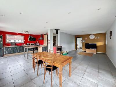 Maison - 157 m² - 8 pièces
