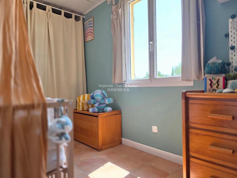 Villa - 100 m² - 5 pièces