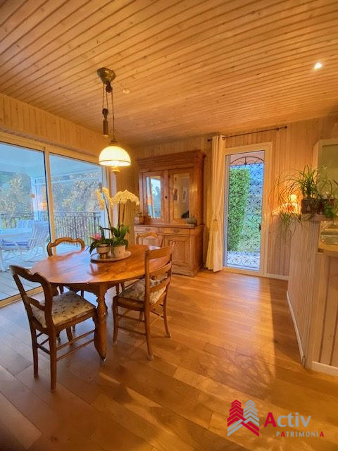 Villa - 145 m² - 5 pièces