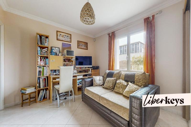 Villa - 200 m² - 7 pièces