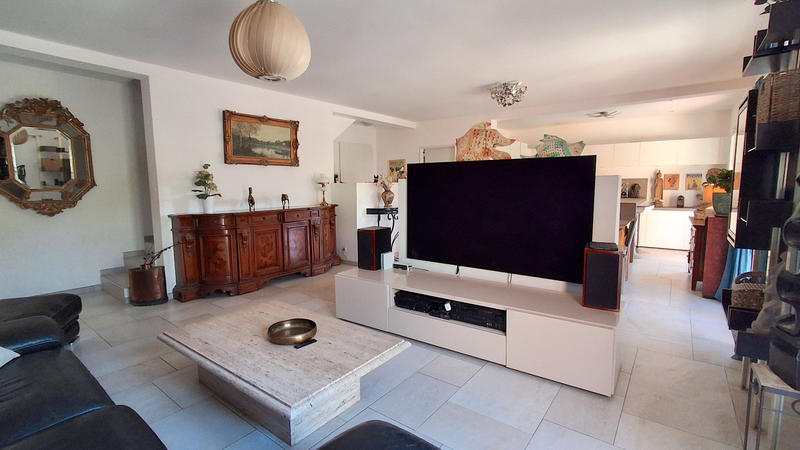 Villa - 134 m² - 6 pièces