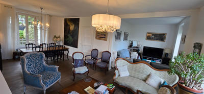 Maison - 180 m² - 7 pièces