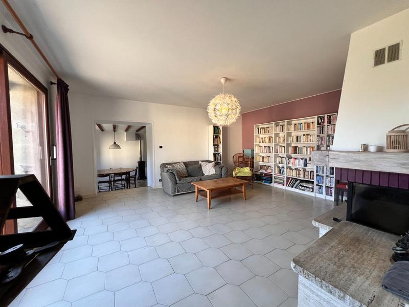 Maison - 137 m² - 7 pièces