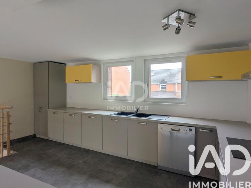 Maison - 93 m² - 4 pièces