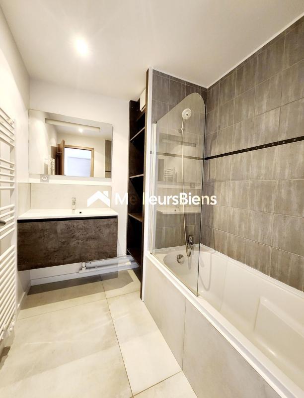 Appartement ancien - 66 m² - 3 pièces