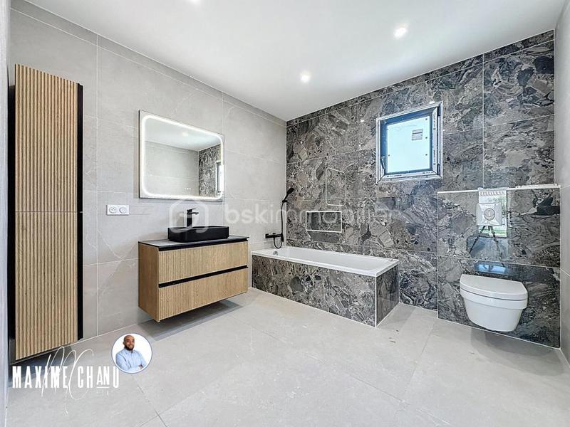 Maison - 112 m² - 4 pièces