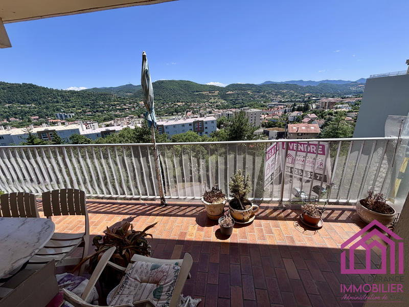 Appartement - 76 m² - 3 pièces