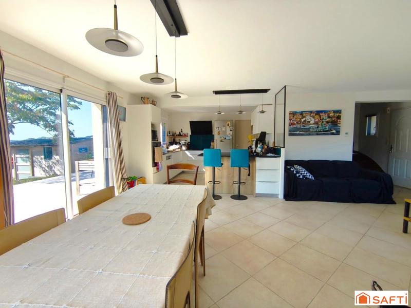 Maison - 100 m² - 4 pièces