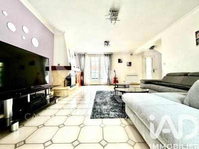 Maison - 115 m² - 5 pièces