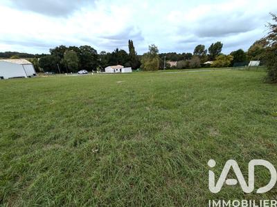 Terrain - 1 004 m²