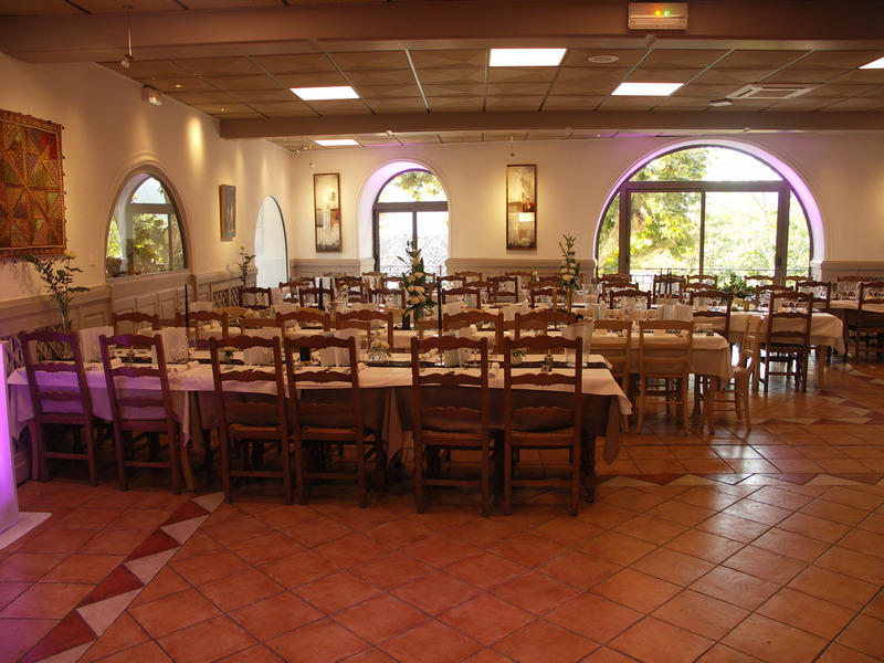 Fonds de commerce - 1 525 m²