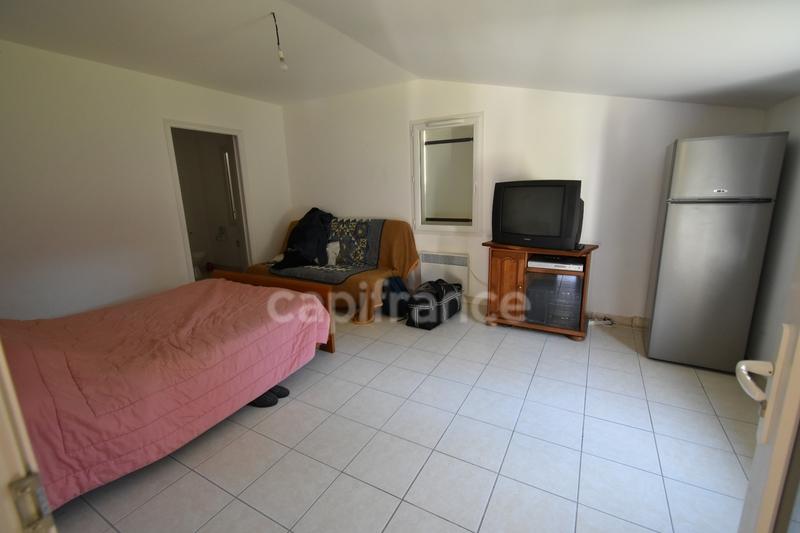 Maison - 141 m² - 10 pièces