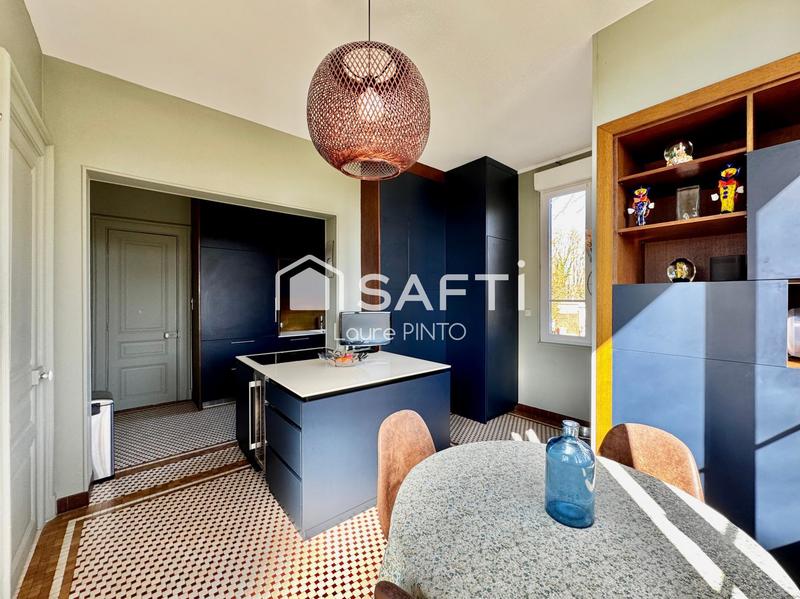 Maison de maîtres - 200 m² - 8 pièces