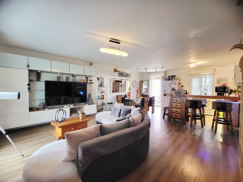 Maison - 87 m² - 4 pièces