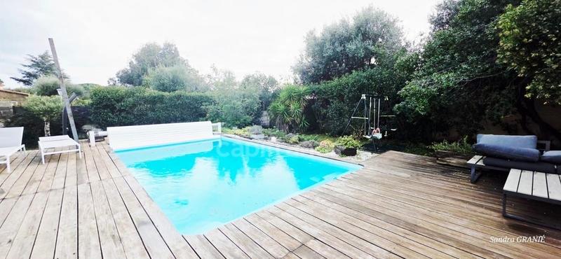 Villa - 172 m² - 7 pièces