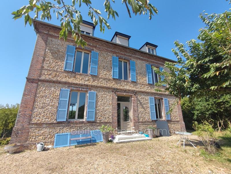 Maison - 184 m² - 8 pièces