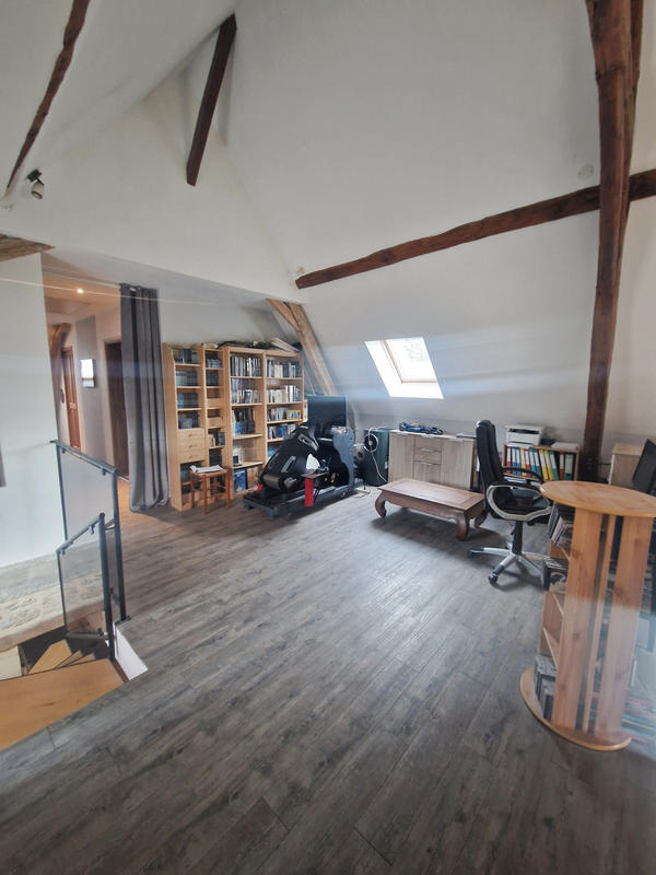 Maison - 223 m² - 7 pièces