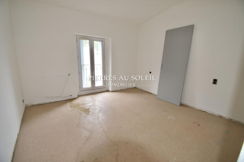 Appartement - 600 m² - 17 pièces