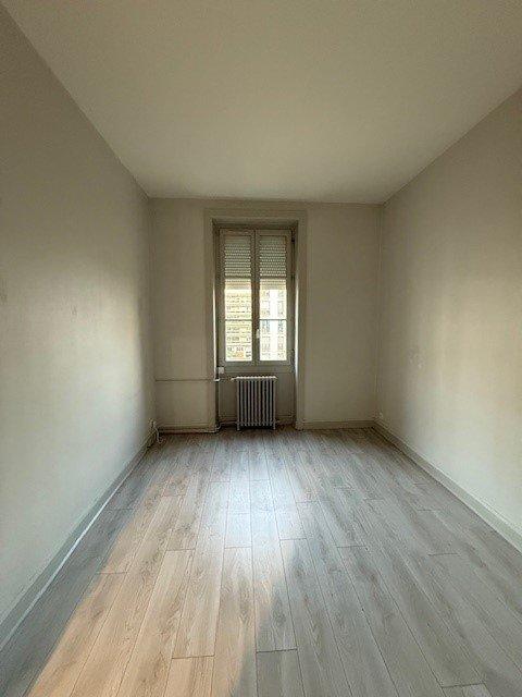 Appartement - 97 m² - 3 pièces