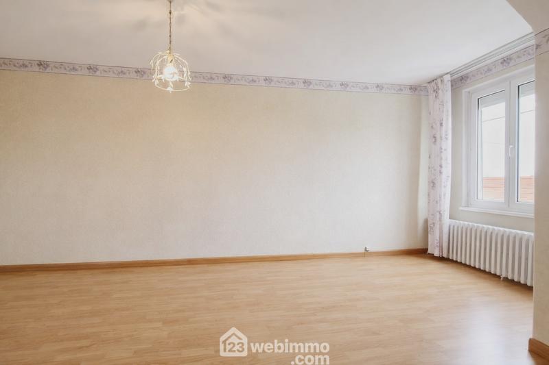 Maison - 106 m² - 5 pièces