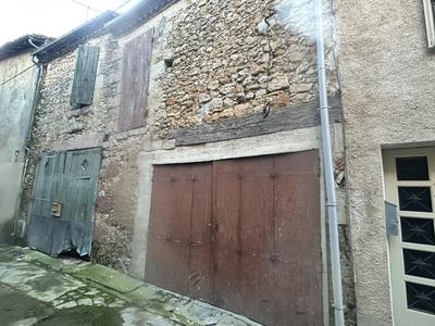 Parking / Garage - 60 m²