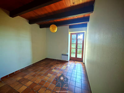 Maison - 213 m² - 8 pièces