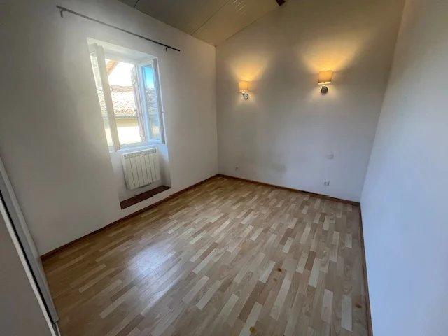 Maison de village - 81 m² - 4 pièces