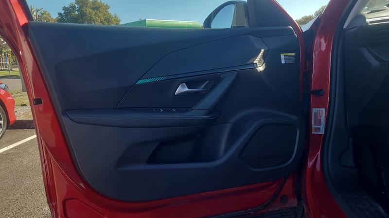 Peugeot 2008 1.2 PureTech 130 Allure Pack