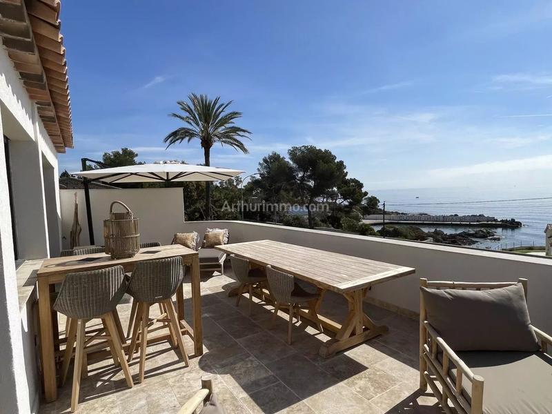 Appartement - 98 m² - 3 pièces