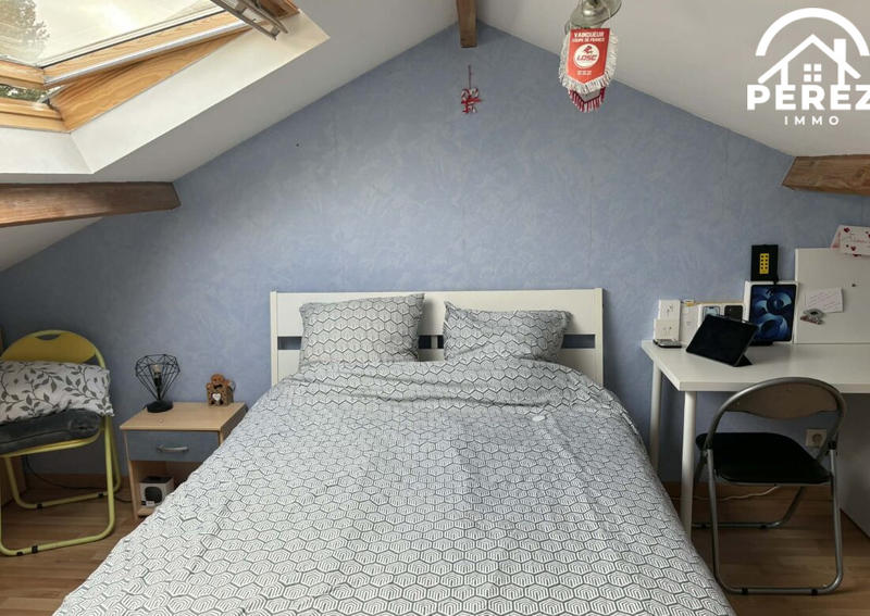 Maison - 93 m² - 5 pièces