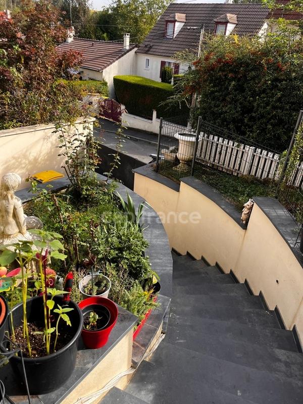 Maison - 150 m² - 6 pièces